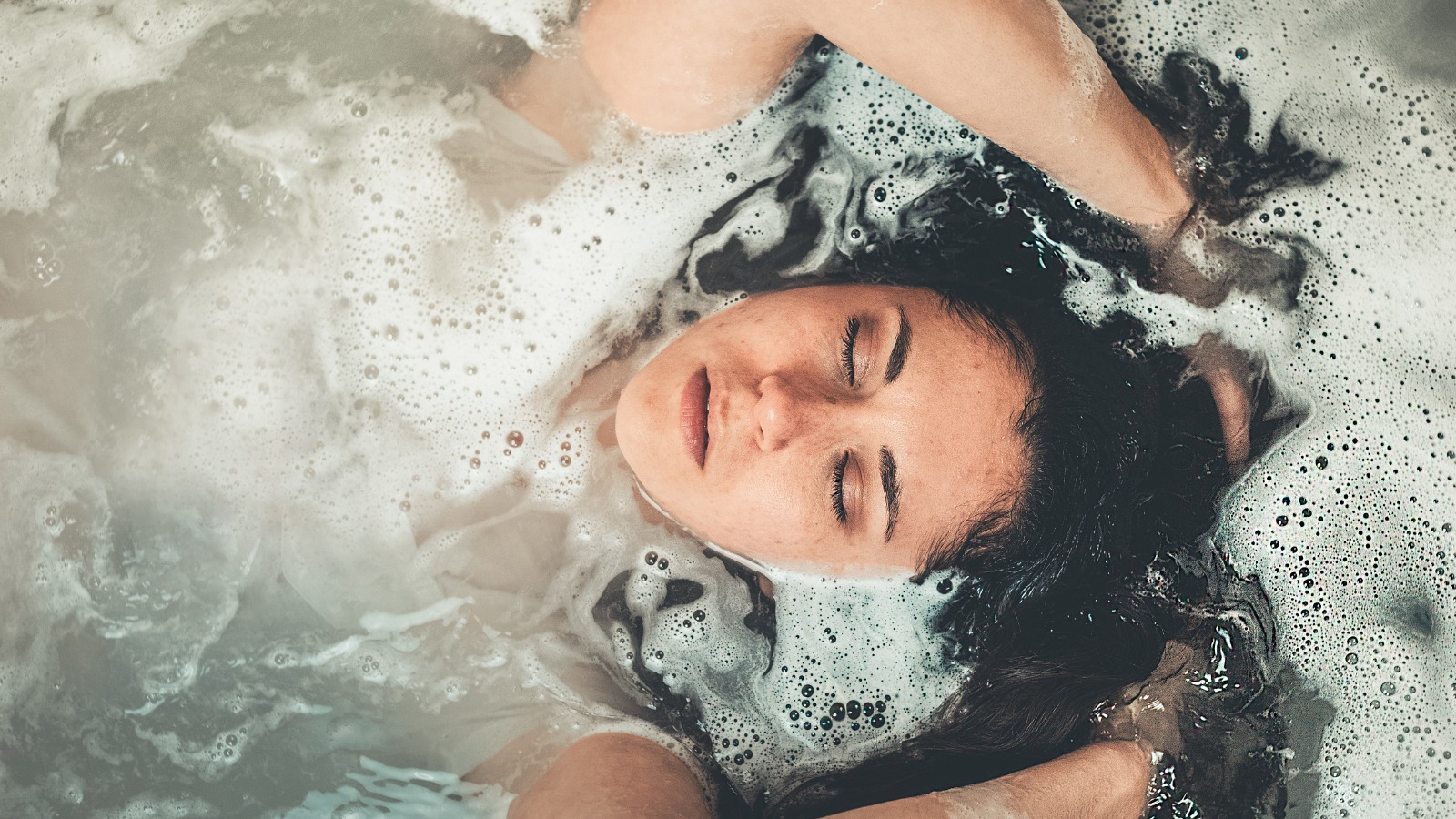 Photo “Woman in Bath Tub” by Craig Adderley